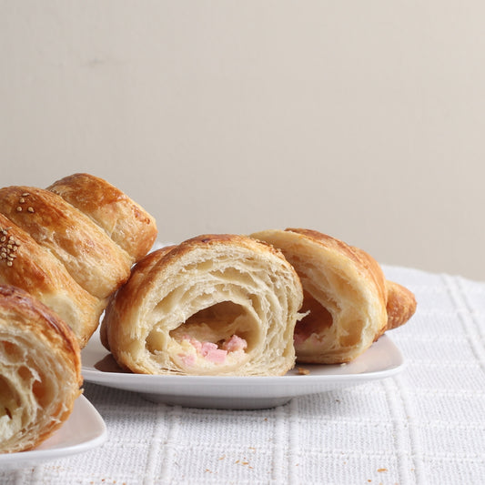 CROISSANT CON JAMÓN Y QUESO