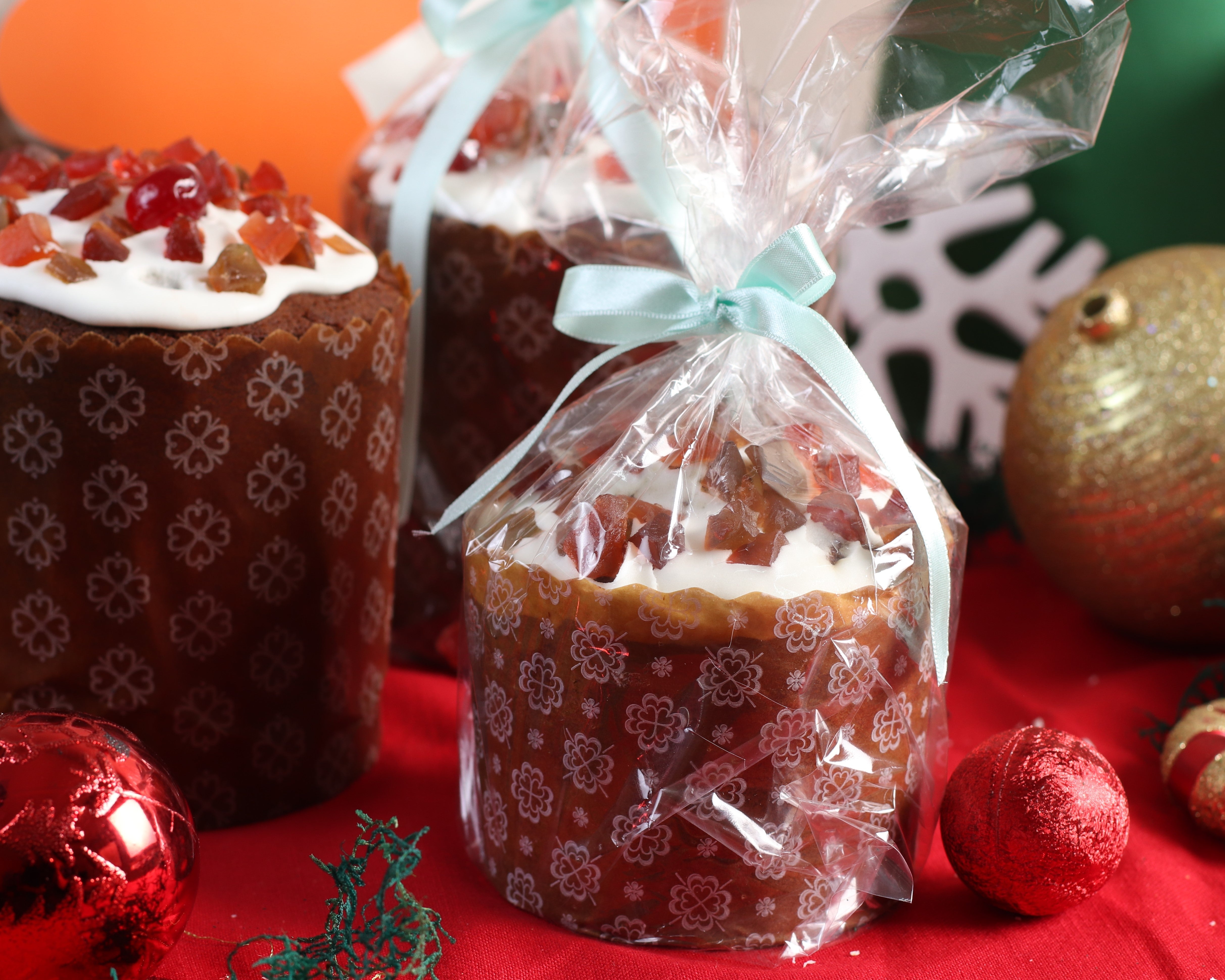 QUEQUE NAVIDEÑO (250 GR) – Pastelería Karamelle
